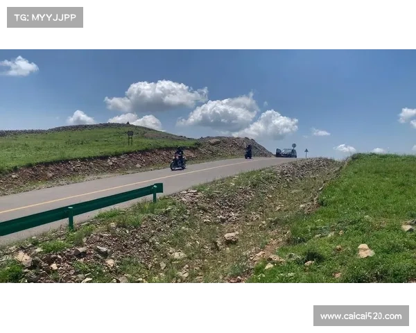 张家口草原天路助力打造中国66号公路骑行品牌三年内冲击国际赛事行列 张家口草原天路助力打造中国66号公路骑行品牌三年内冲击国际赛事行列